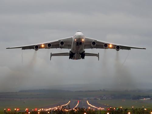 Antonov 225 o maior avi�o do mundo
